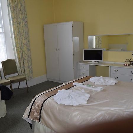 Abbey Court Hotel Torquay Bagian luar foto