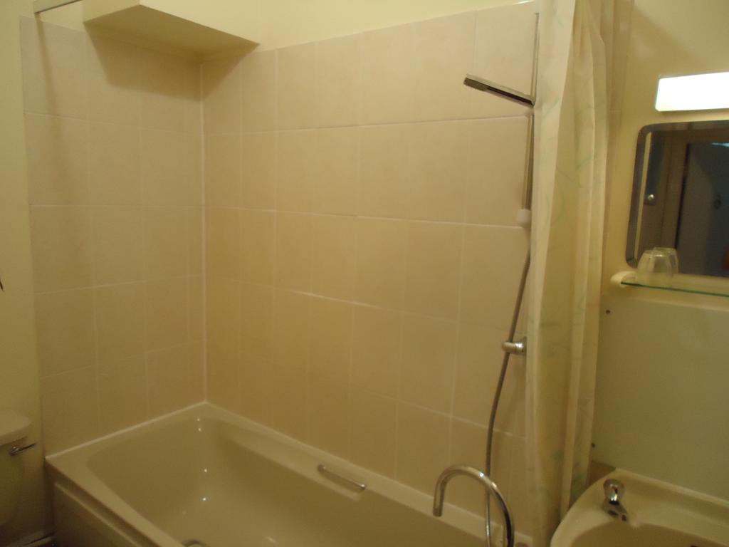 Abbey Court Hotel Torquay Ruang foto